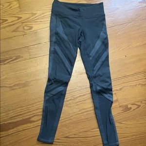 Alo great condition leggings with mesh cut outs